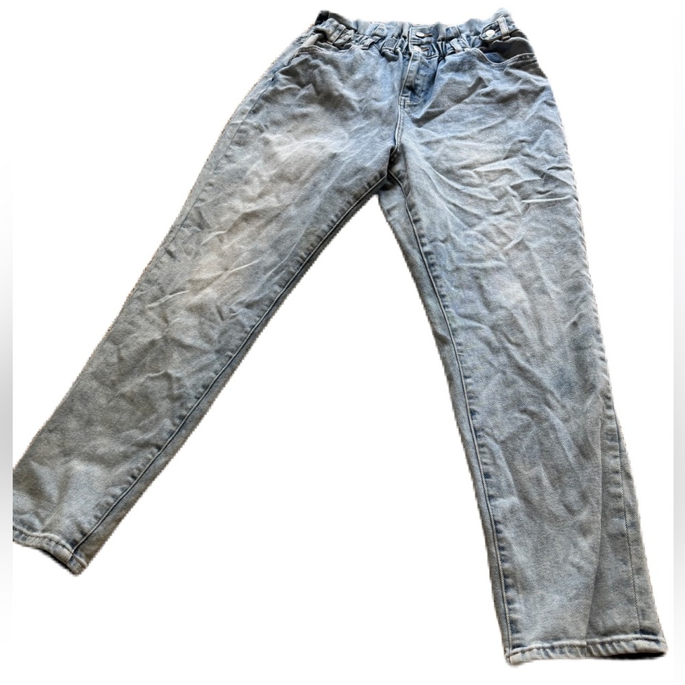 Almost Famous Women's Light Blue Jeans Paperbag Waist Large Button Fly EUC